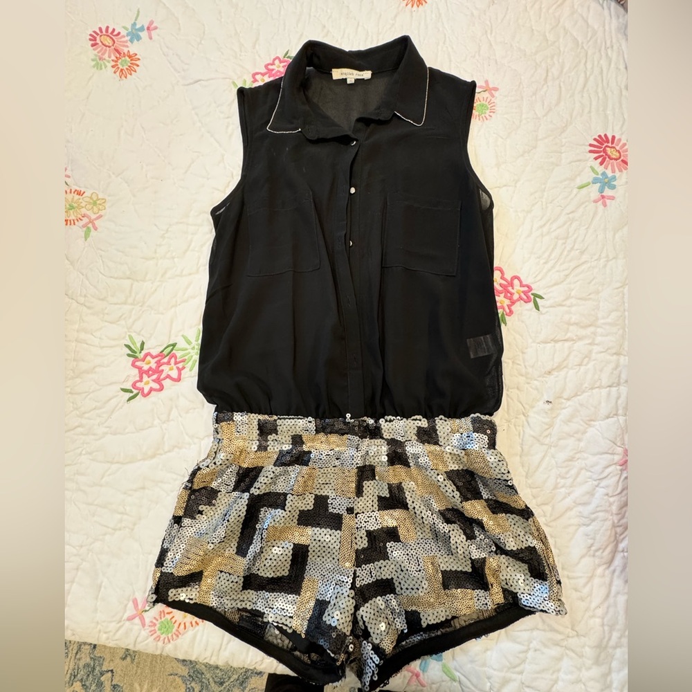 Sequence Romper Size Small - image 1